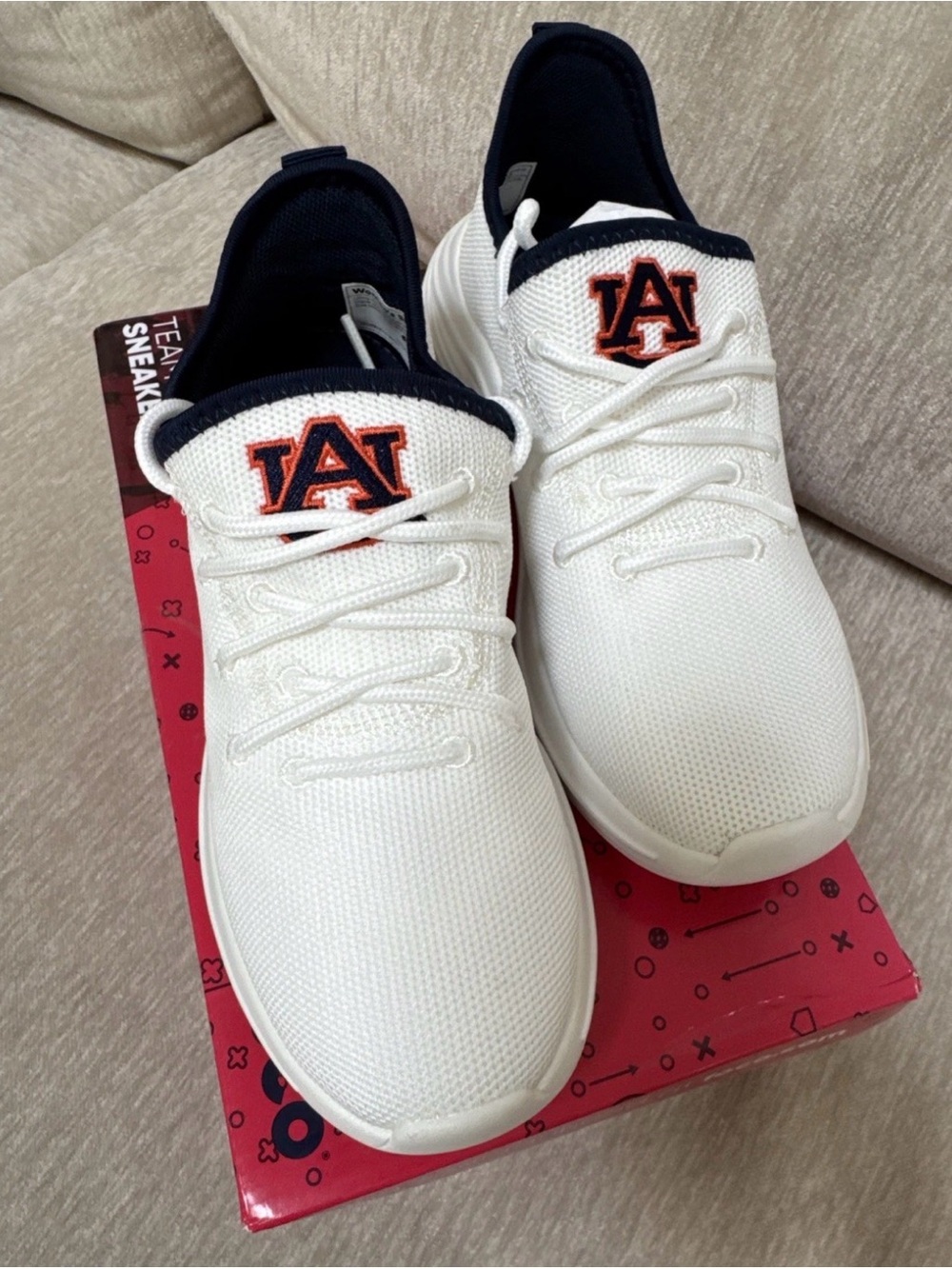 Foco Women’s Sneakers Auburn University New Size 6